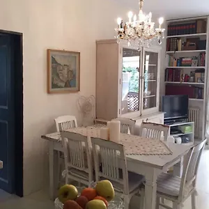 La Casa Di Nonna Giò Appartamento Luni